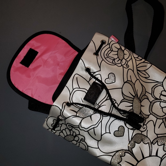 Self Color Backpack - Picture 3 of 4